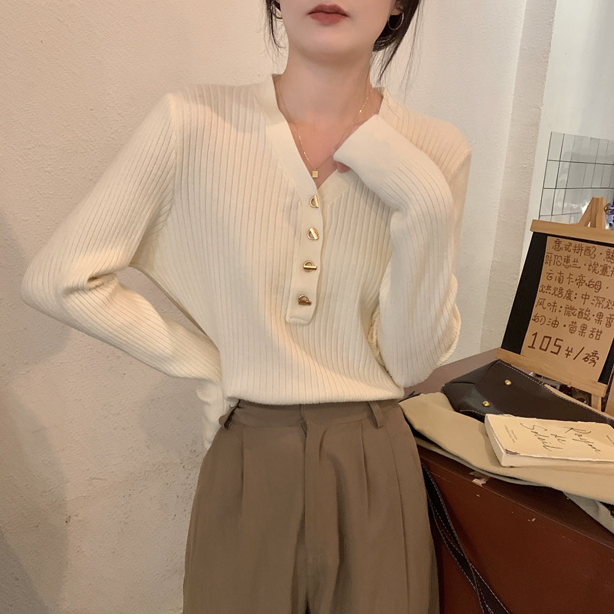 Gentle V-neck Knitted Bottoming Shirt French Style High Sense