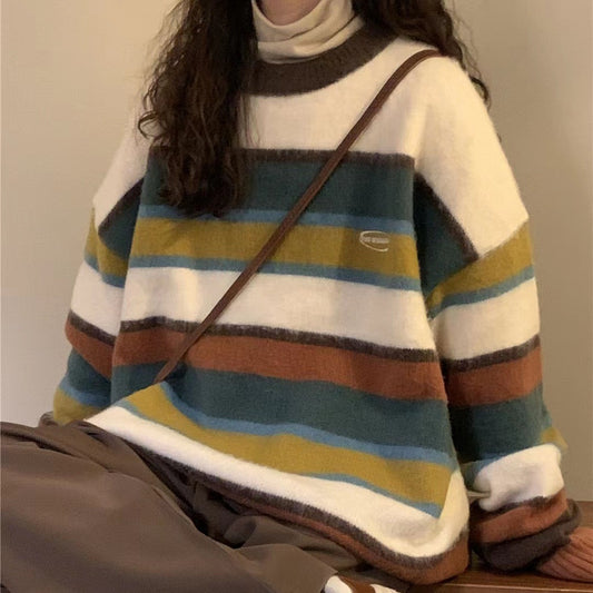 College Style Sweater For Women Wearing On The Outside