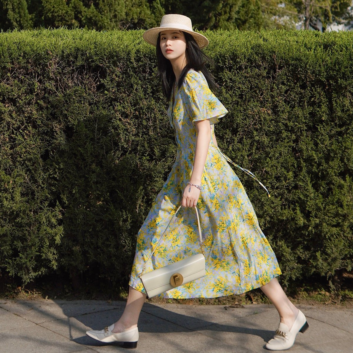 Vestido largo floral con cuello en V primavera y verano