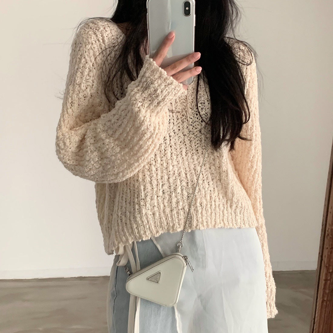 Korean Style Retro V-neck Short Long Sleeve Knitted Sweater