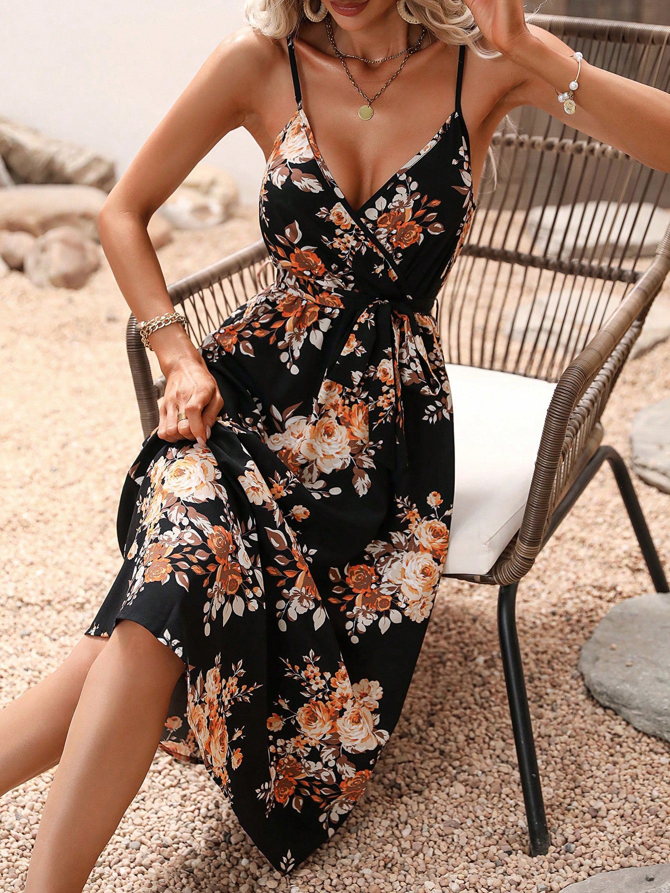 Women's Summer Printed Waist-controlled Sling Dress