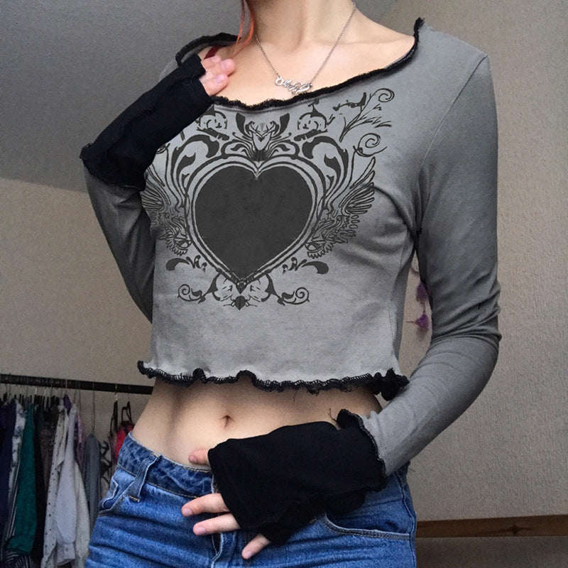 Crop top ondulado con cuello redondo y estampado de corazones ajustado de manga larga