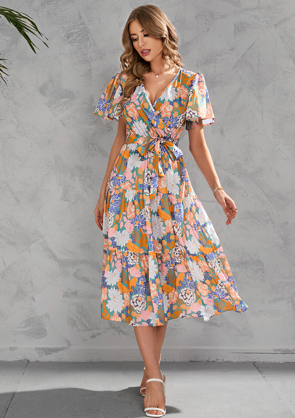 Printed V-neck Waist-tight Mid-length Dress